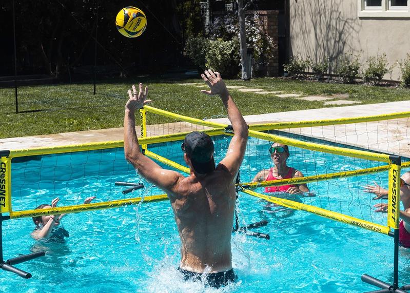 CROSSNET™ H2O - Four Square Water Volleyball Game