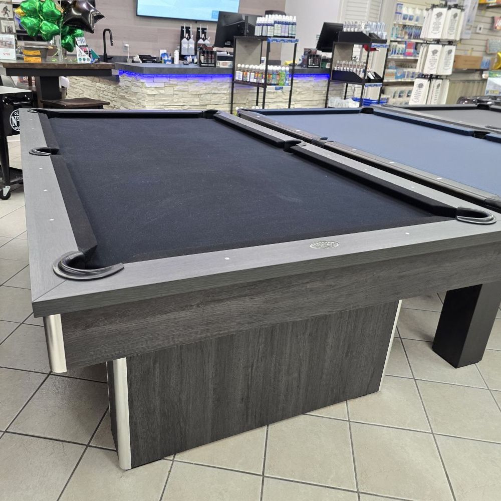 Regent 4'x 8' Olhausen Billiard Table - Arizona Laminate - Display Model